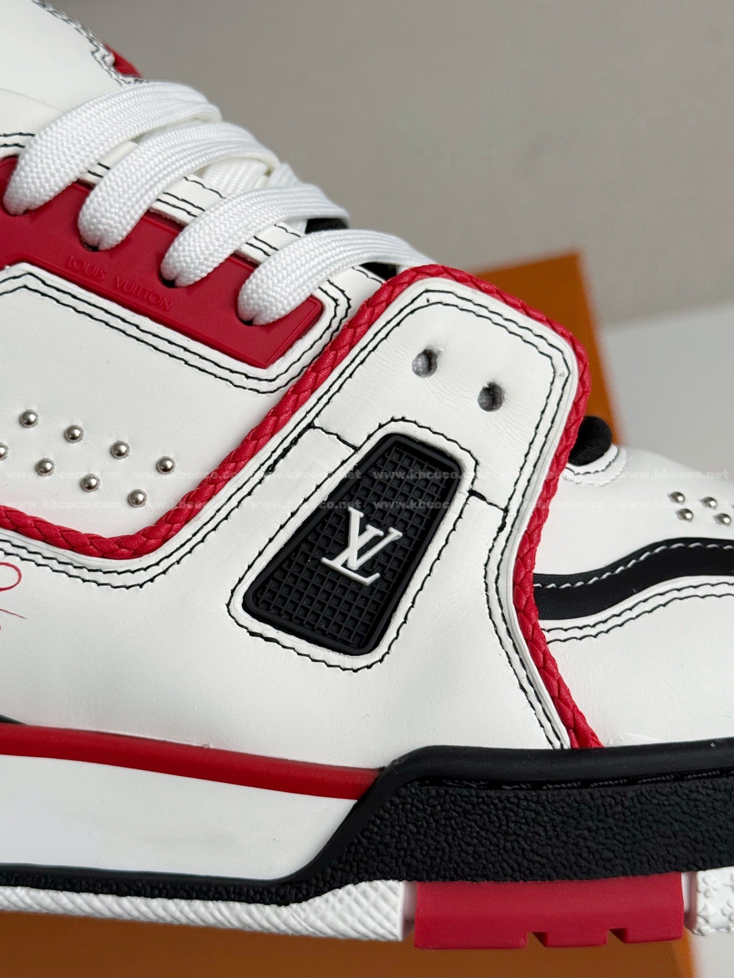 【#5679】 LOUIS VUITTON TRAINER SNEAKERS