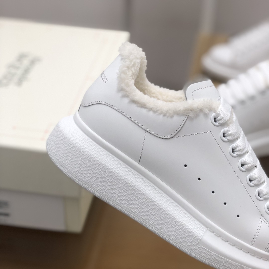 Alexander McQueen MO White velvet Lining Sneakers