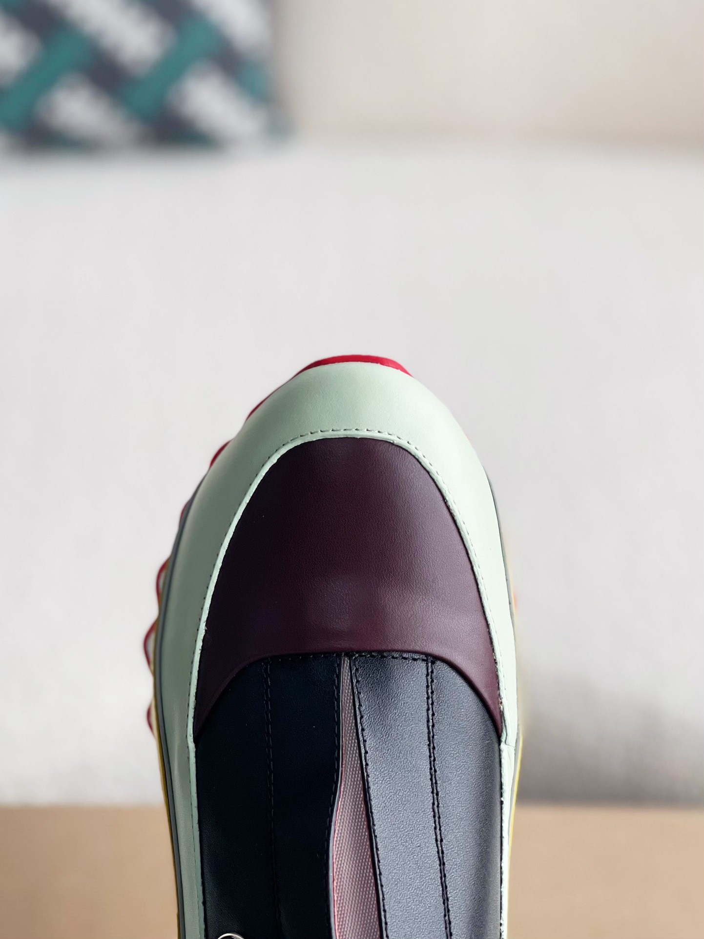 【#3012】Christian Louboutin Sneakers