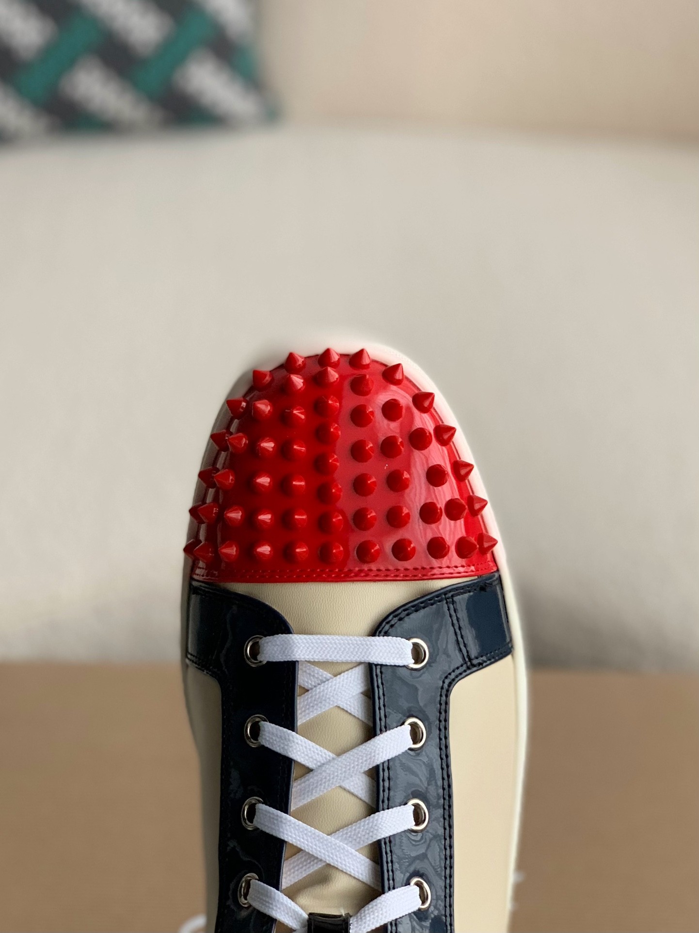 【#2267】 Christian Louboutin Sneakers High