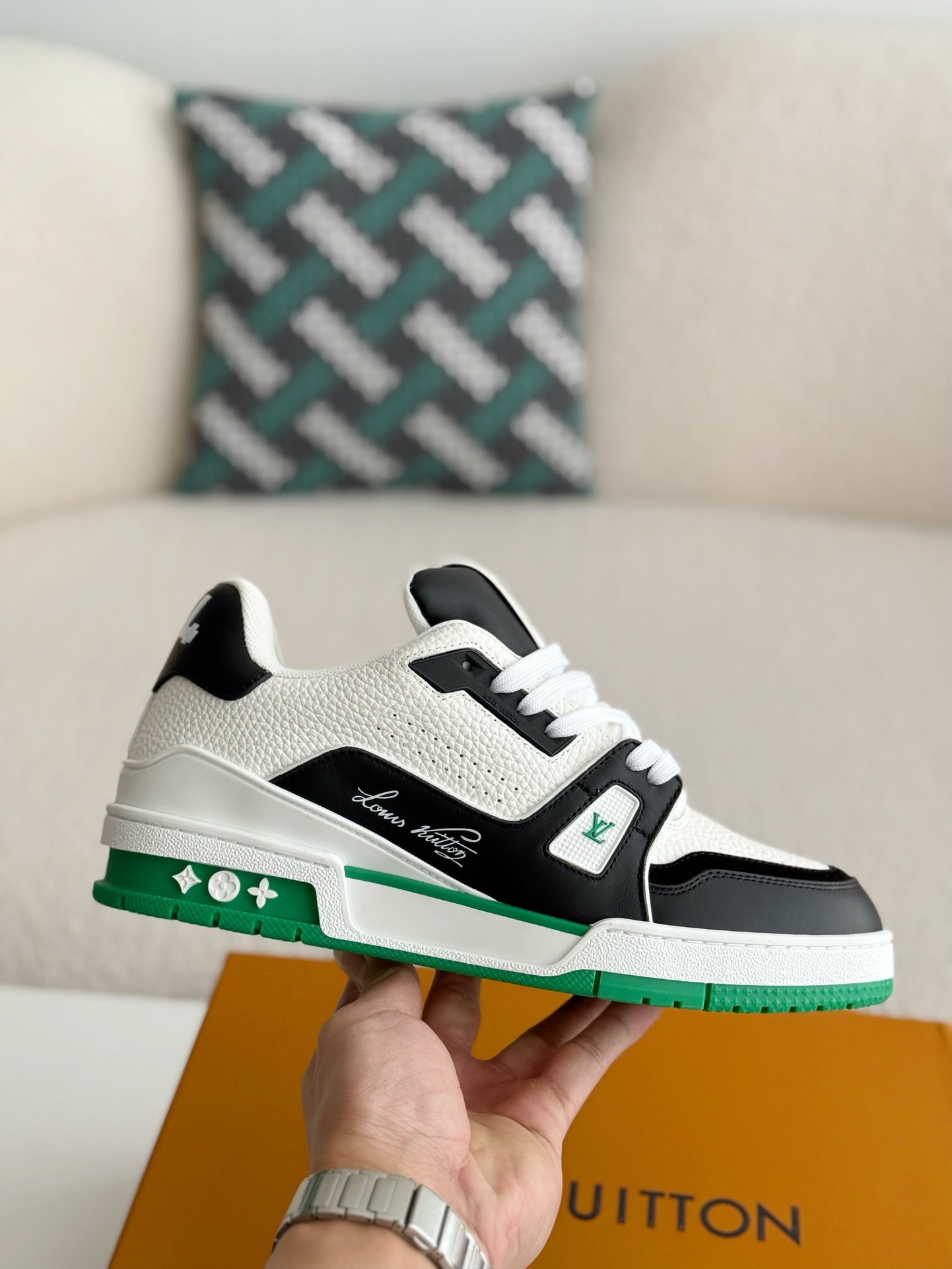 [#3722」 LOUIS VUITTON TRAINER SNEAKERS
