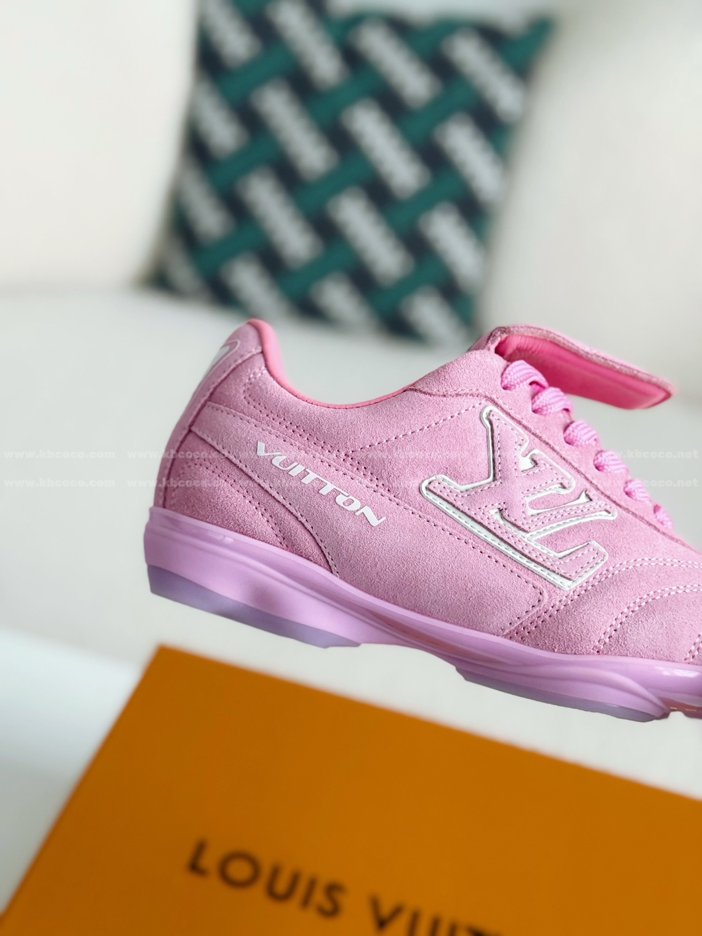 【#5872】 LOUIS VUITTON FOOTPRINTSOCCER CASUAL SHOES