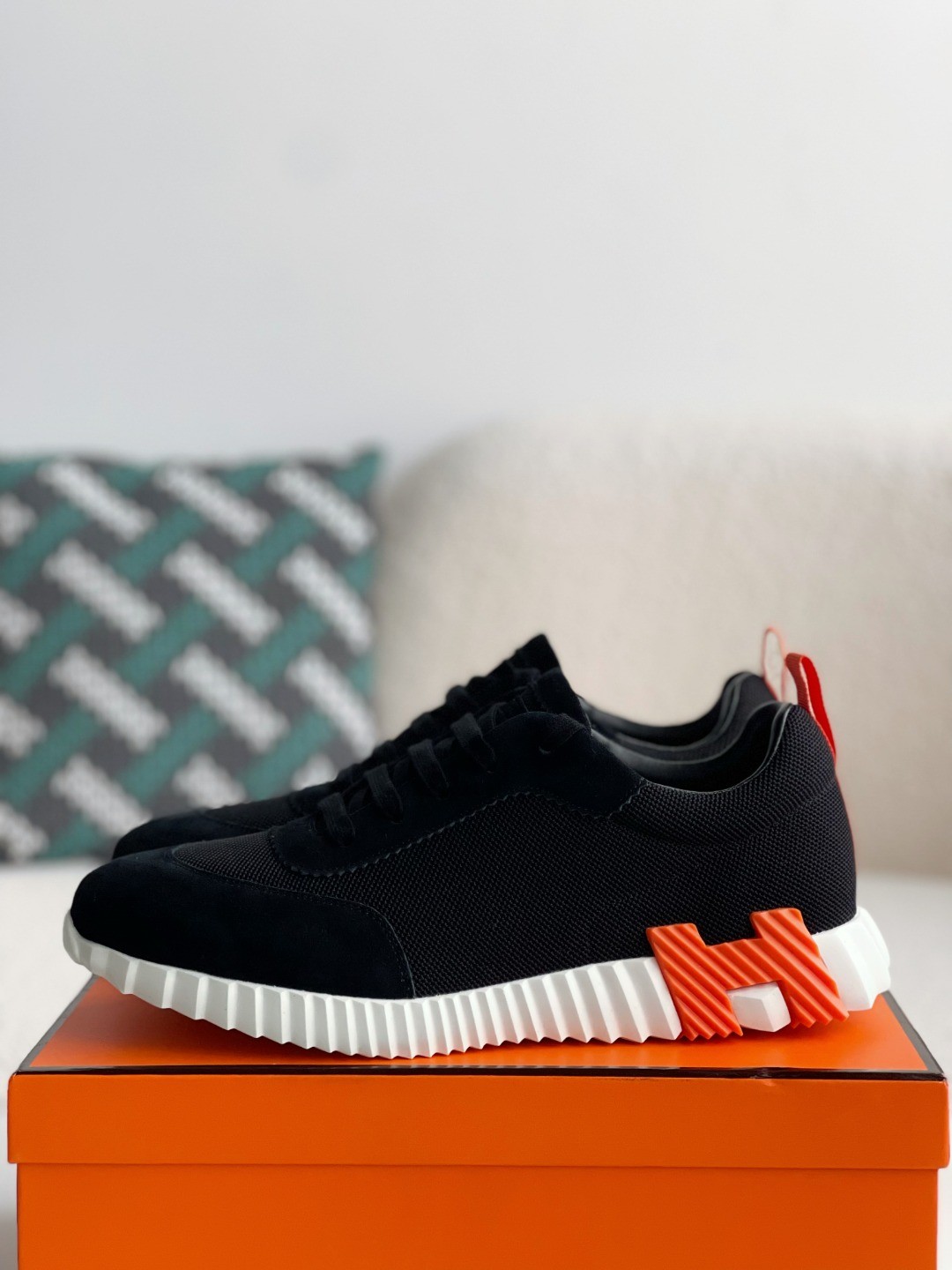 【#2043】 Hermès Department sneakers