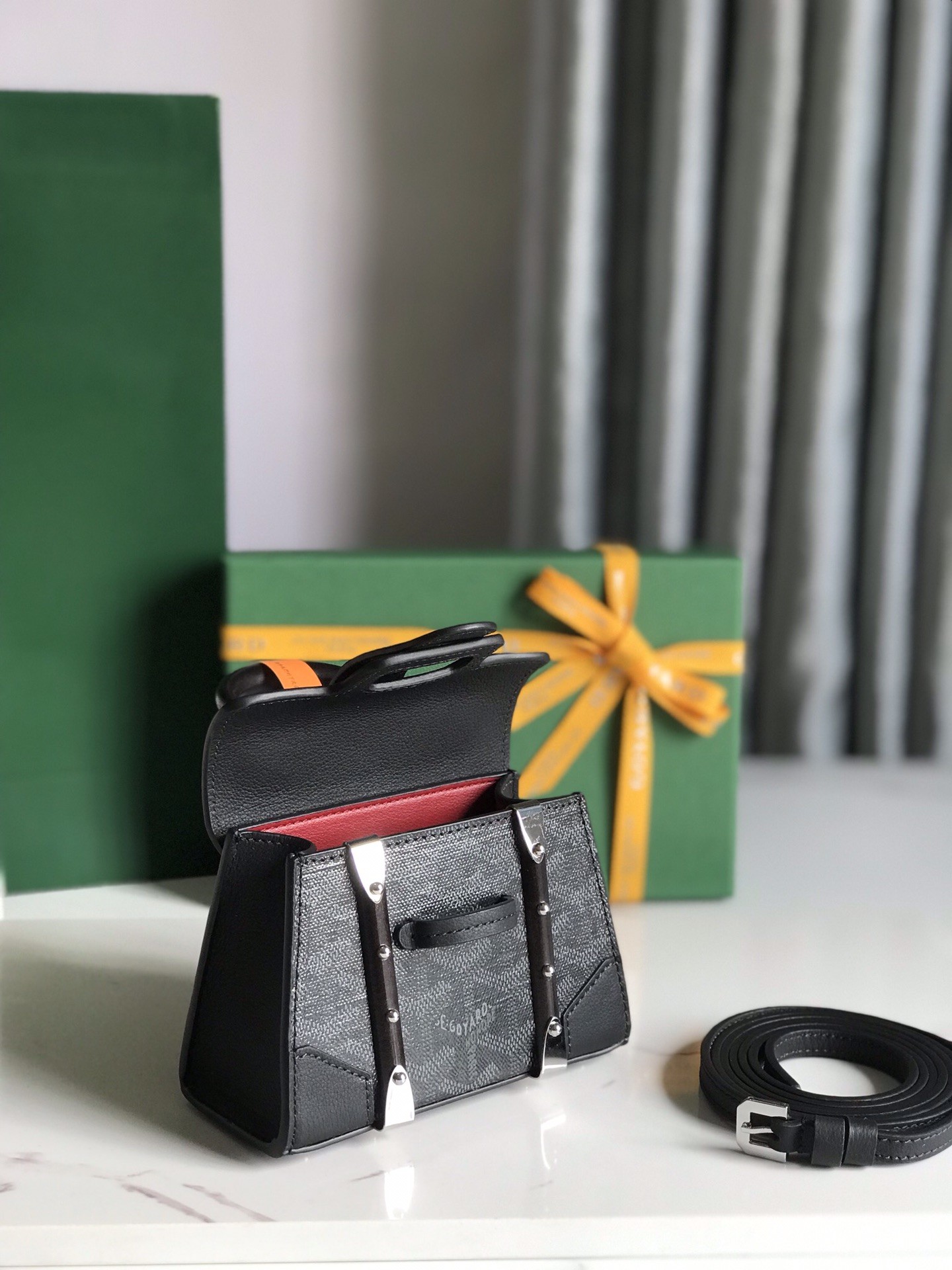 Goyard Saigon nano bag, top quality!