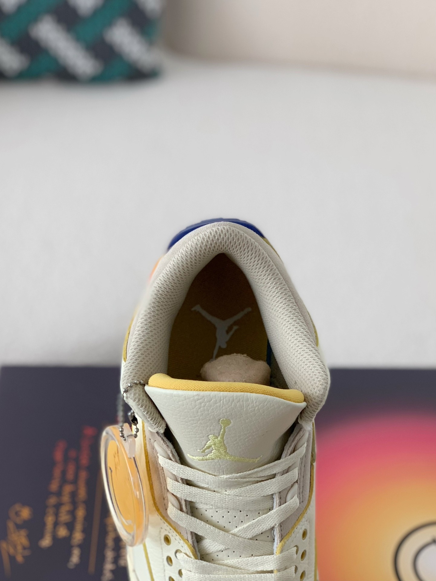 Jordan 3 x」 Balvin Sneakers