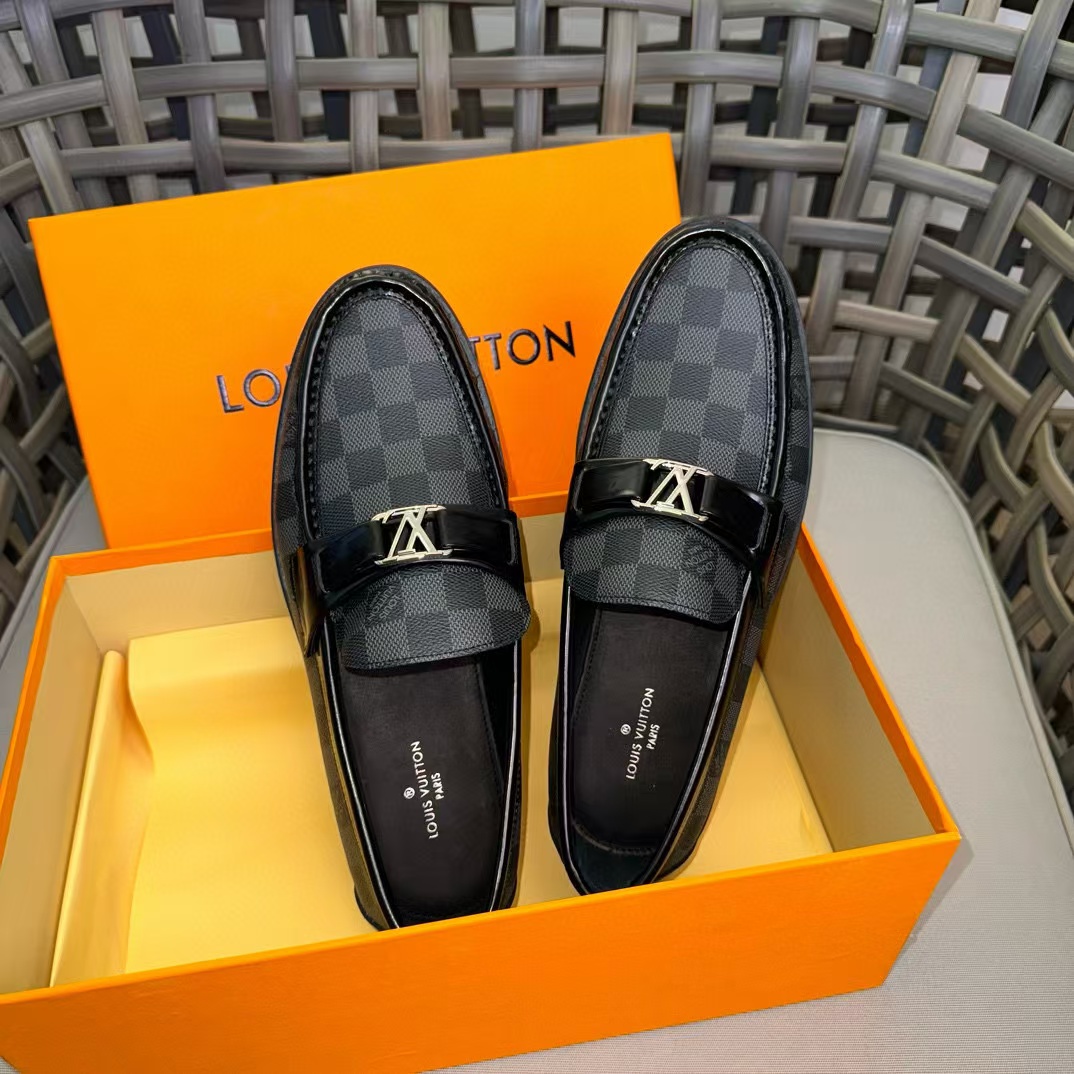 Louis Vuitton Monogram Eclipse leather shoes