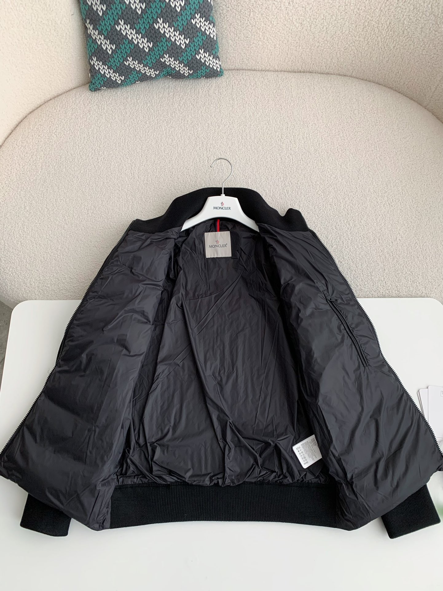 【#3667】Moncler Short men's down jacket