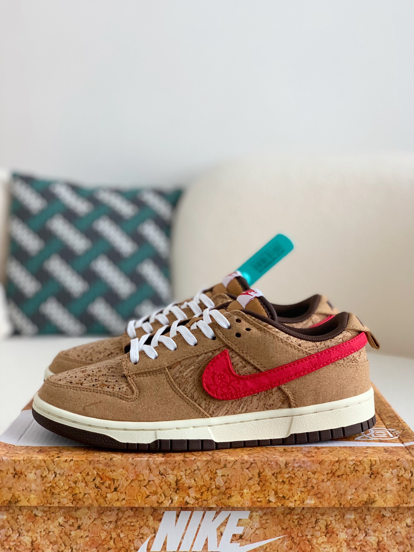 【#1488】 CLOT x Nike Dunk Low SP CNGCEL Cork Sneakers