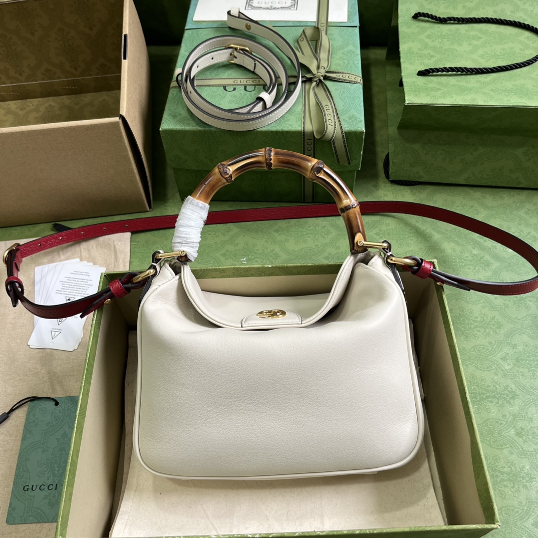 GUCCI Diana handbag746251,Top quality