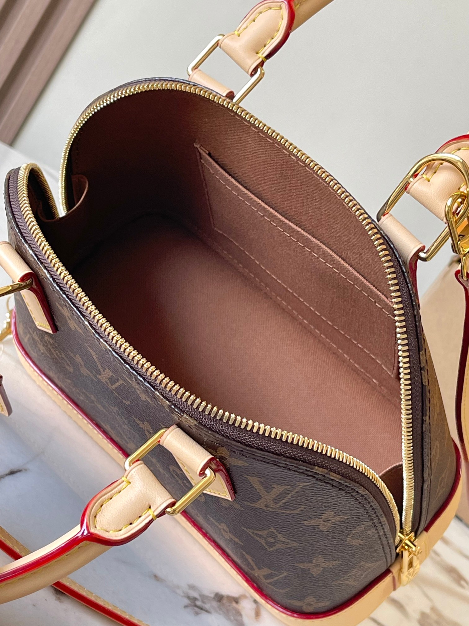 LOUIS VUITTON Alma BB Handbag/Top Quality M53152