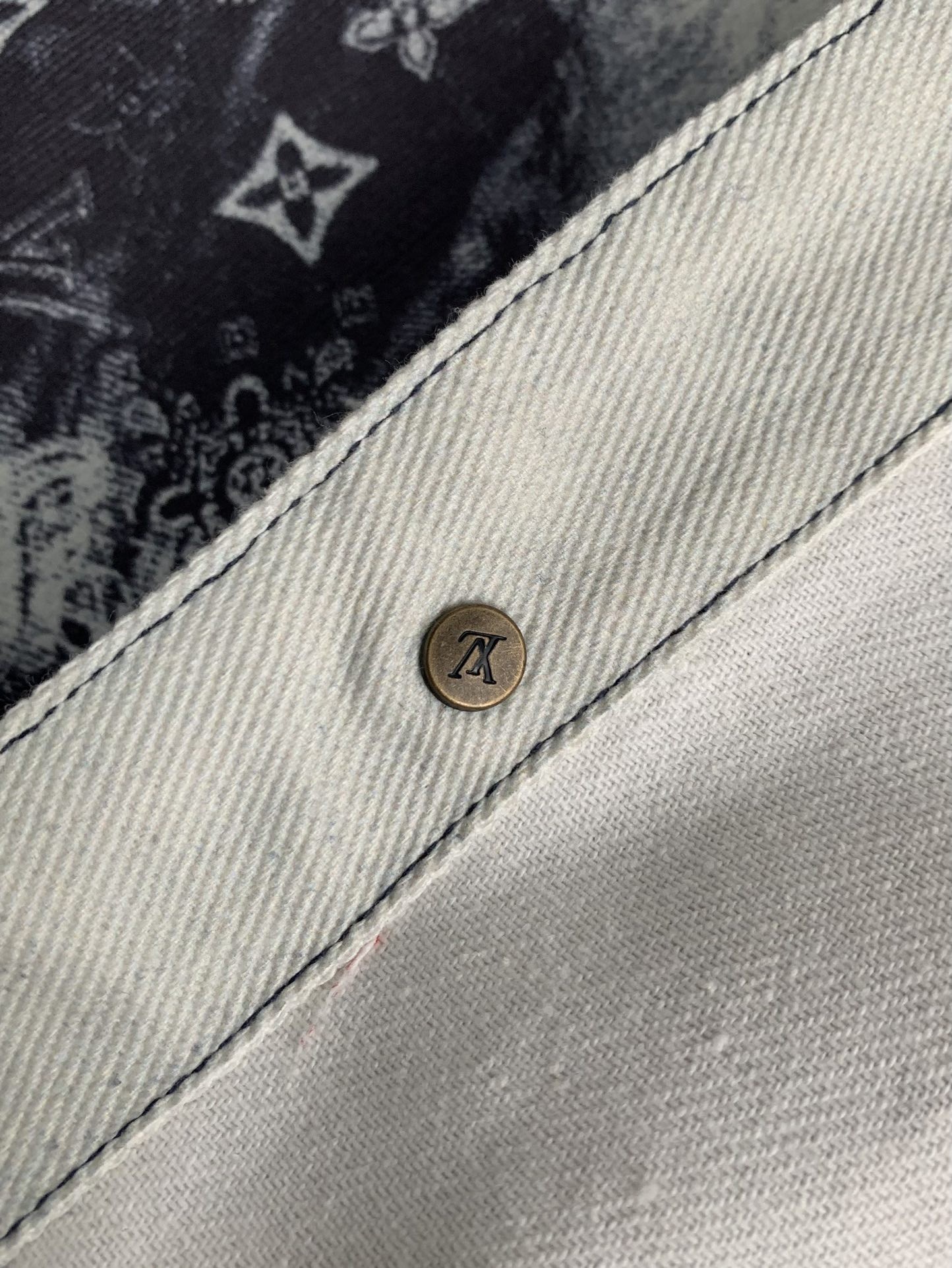 Louis Vuitton Shirts