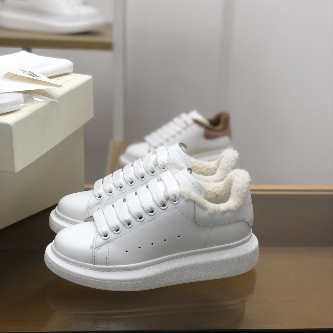Alexander McQueen MO White velvet Lining Sneakers