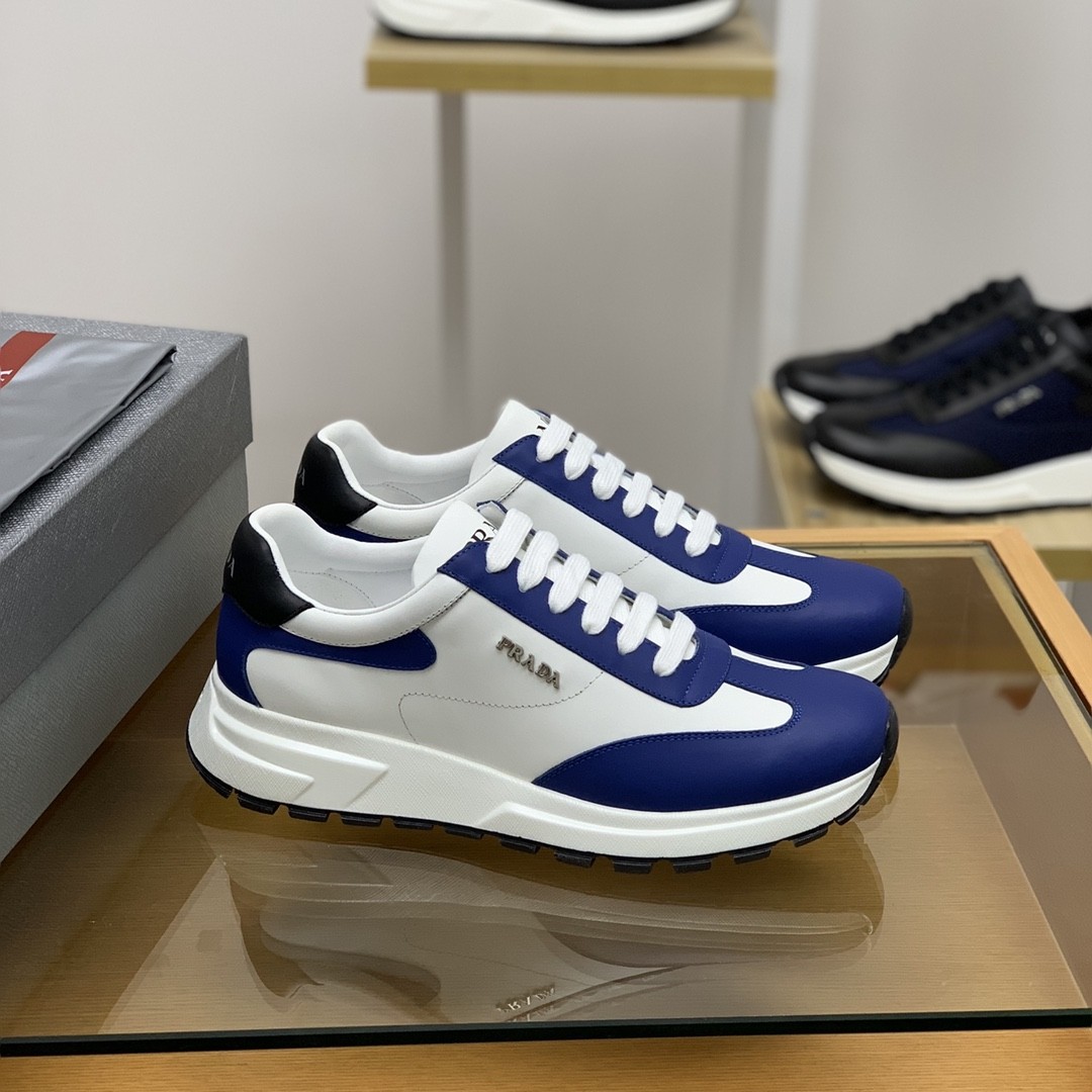 【#618】 Prada Sneakers