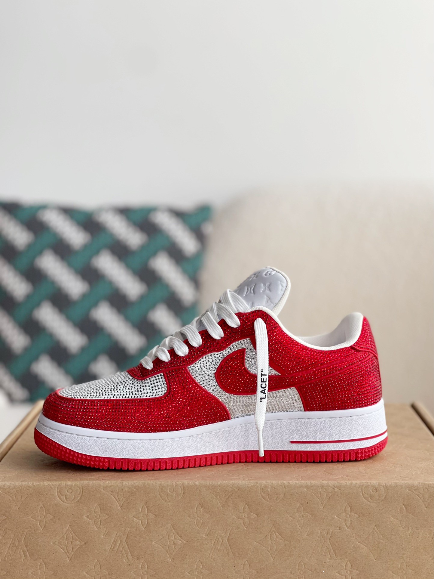 LOUIS VUITTON x NIKE AIR FORCE 1 SNEAKER