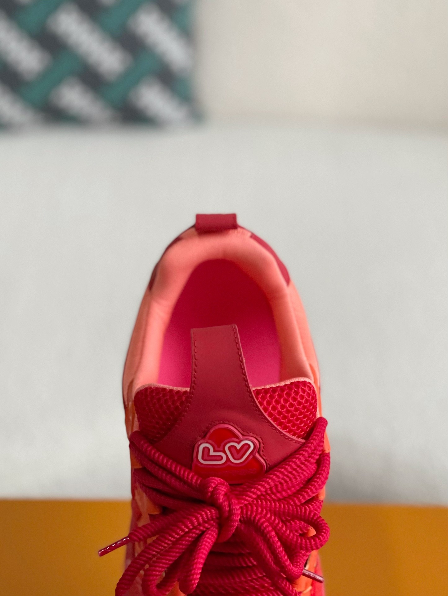 LOUIS VUITTON RUNNER TATIC sneaker