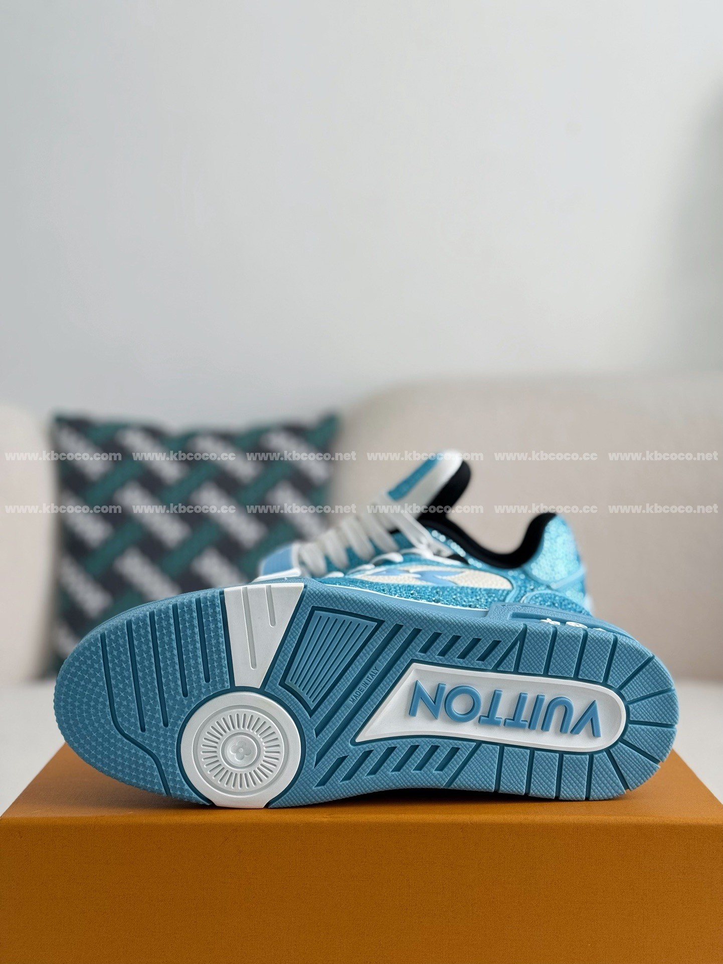 【#4200】 Louis Vuitton Trainers Sneakers