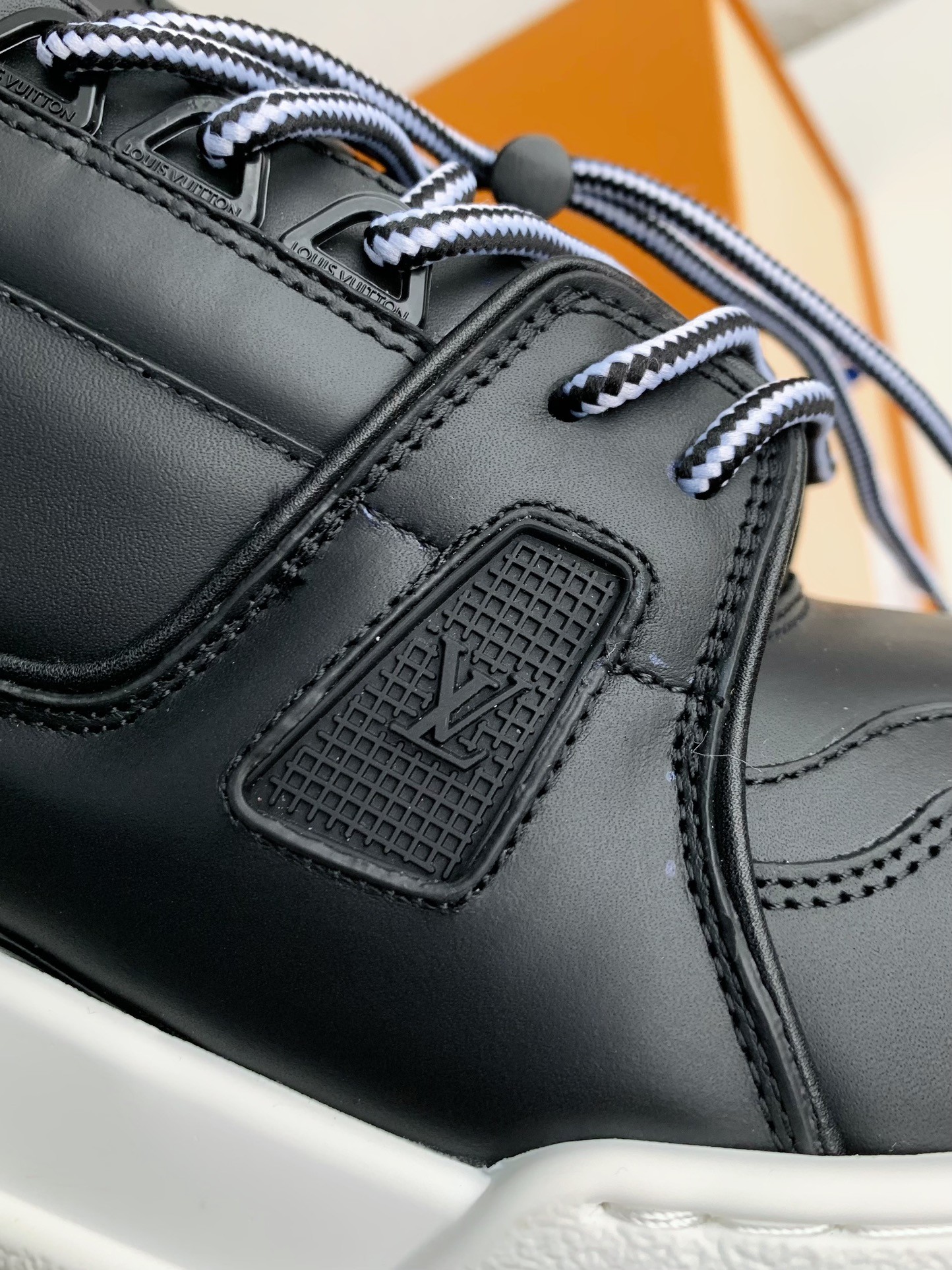 [#3338」 LOUIS VUITTON TRAINER Maxi SNEAKERS