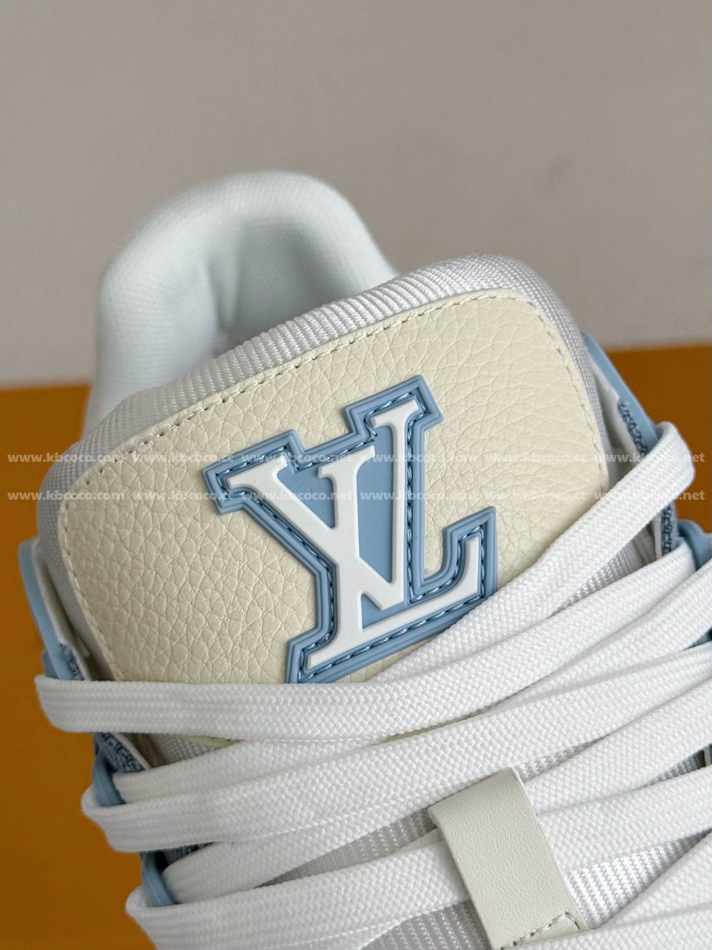 【#4431】 LOUIS VUITTON TRAINER SNEAKERS