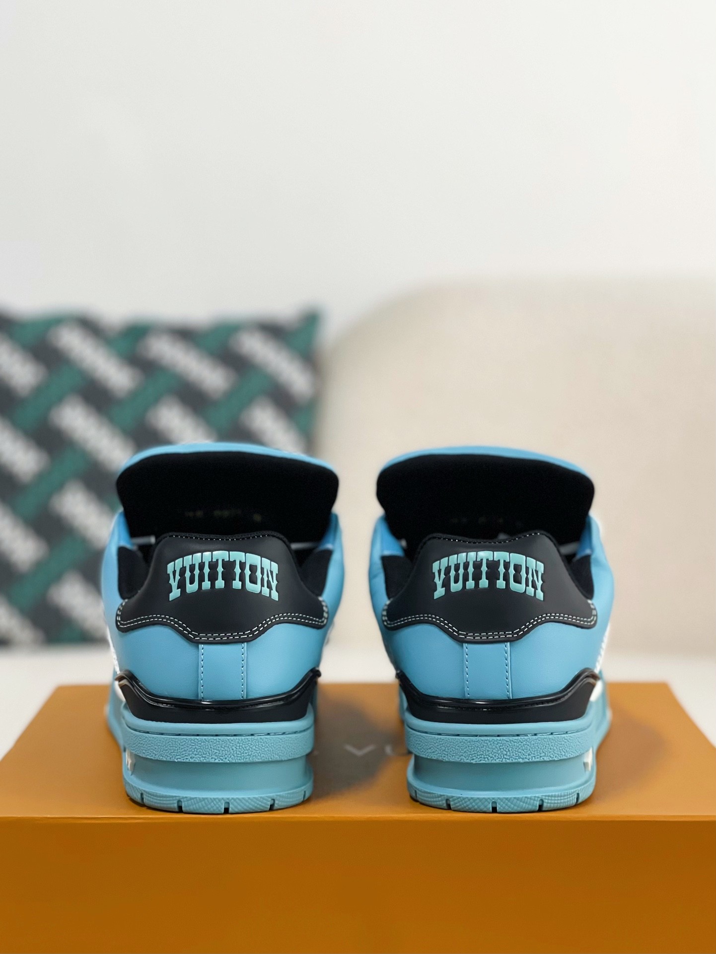 [#3342]LOUIS VUITTON TRAINER SNEAKERS