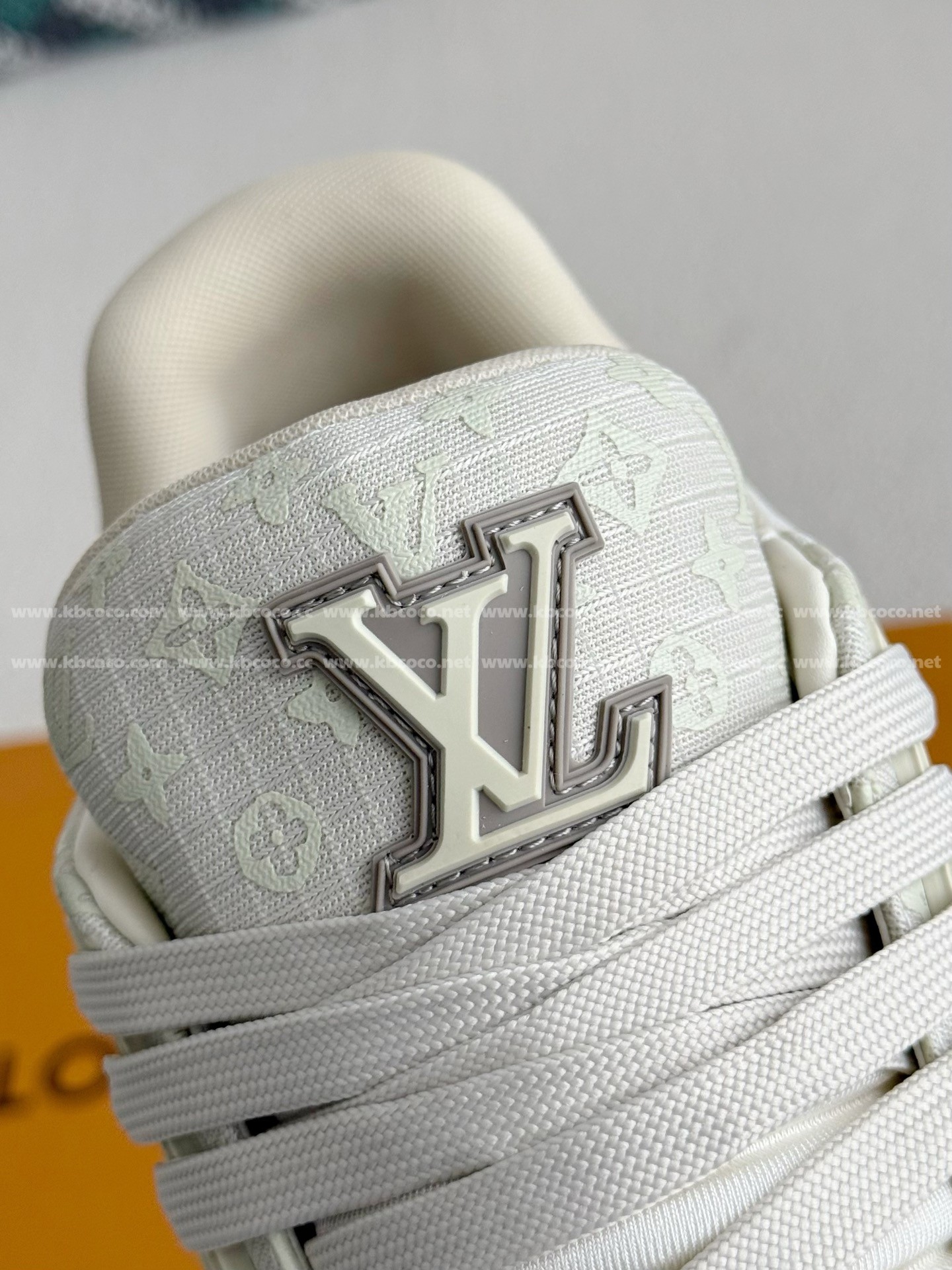 【#5259】 LOUIS VUITTON TRAINER SNEAKERS