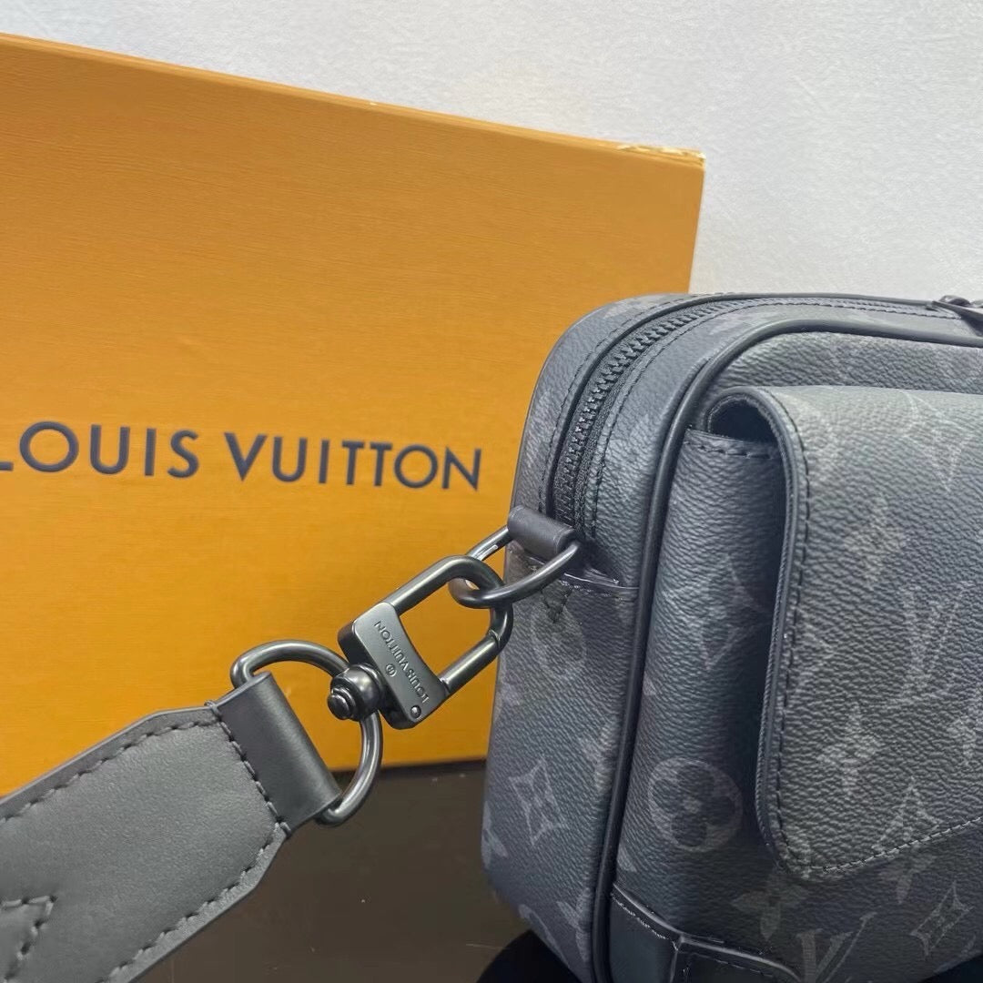 LOUIS VUITTON Steamer Postman bag/top quality M46795
