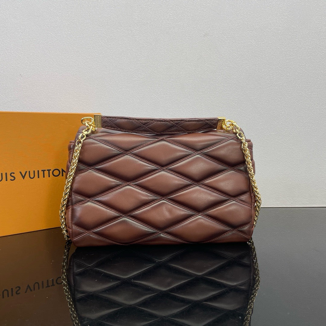 LOUIS VUITTON GO-14 GM