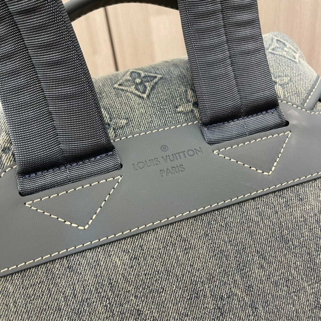 LOUIS VUITTON FW23 Montsouris Backpack/Top Quality M22534