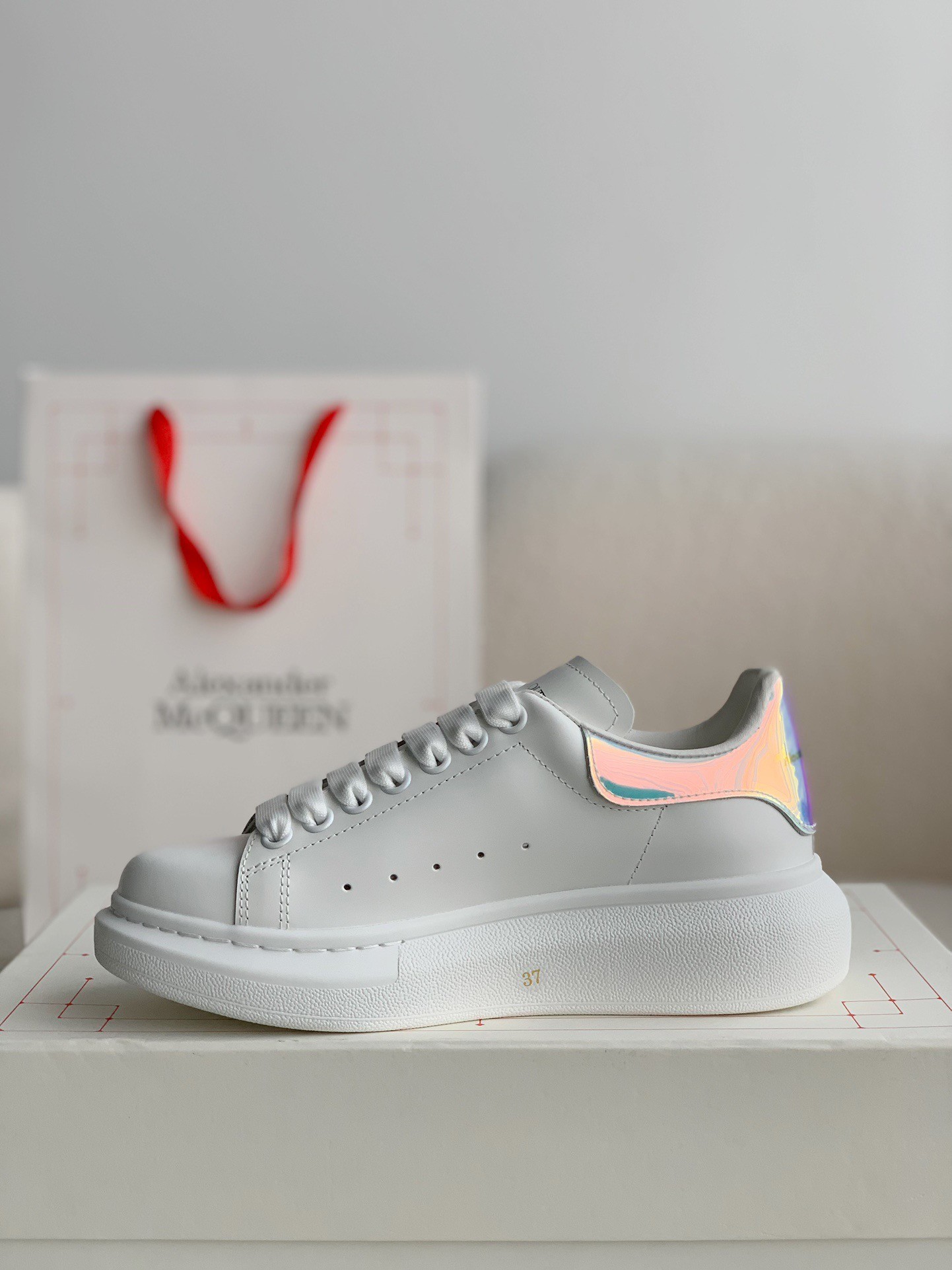 Alexander McQueen MO Phantom tail Sneakers