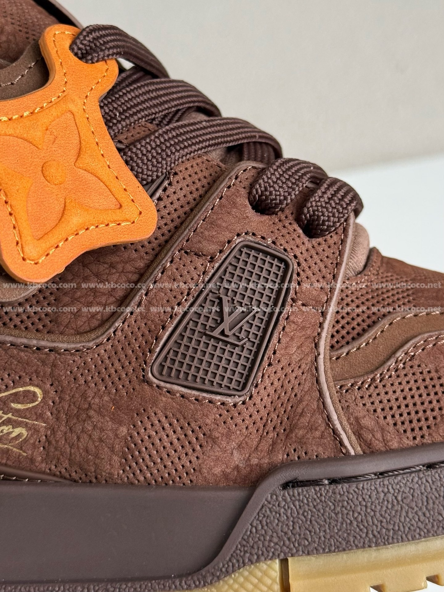 【#5074】 LOUIS VUITTON TRAINER SN EAKERS