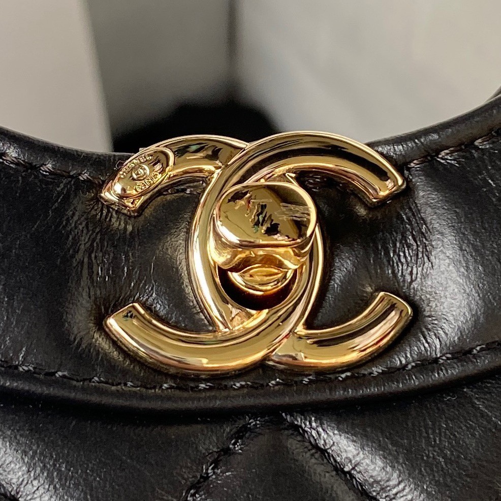 Chanel 23A mini 31 bag AS4133, top quality