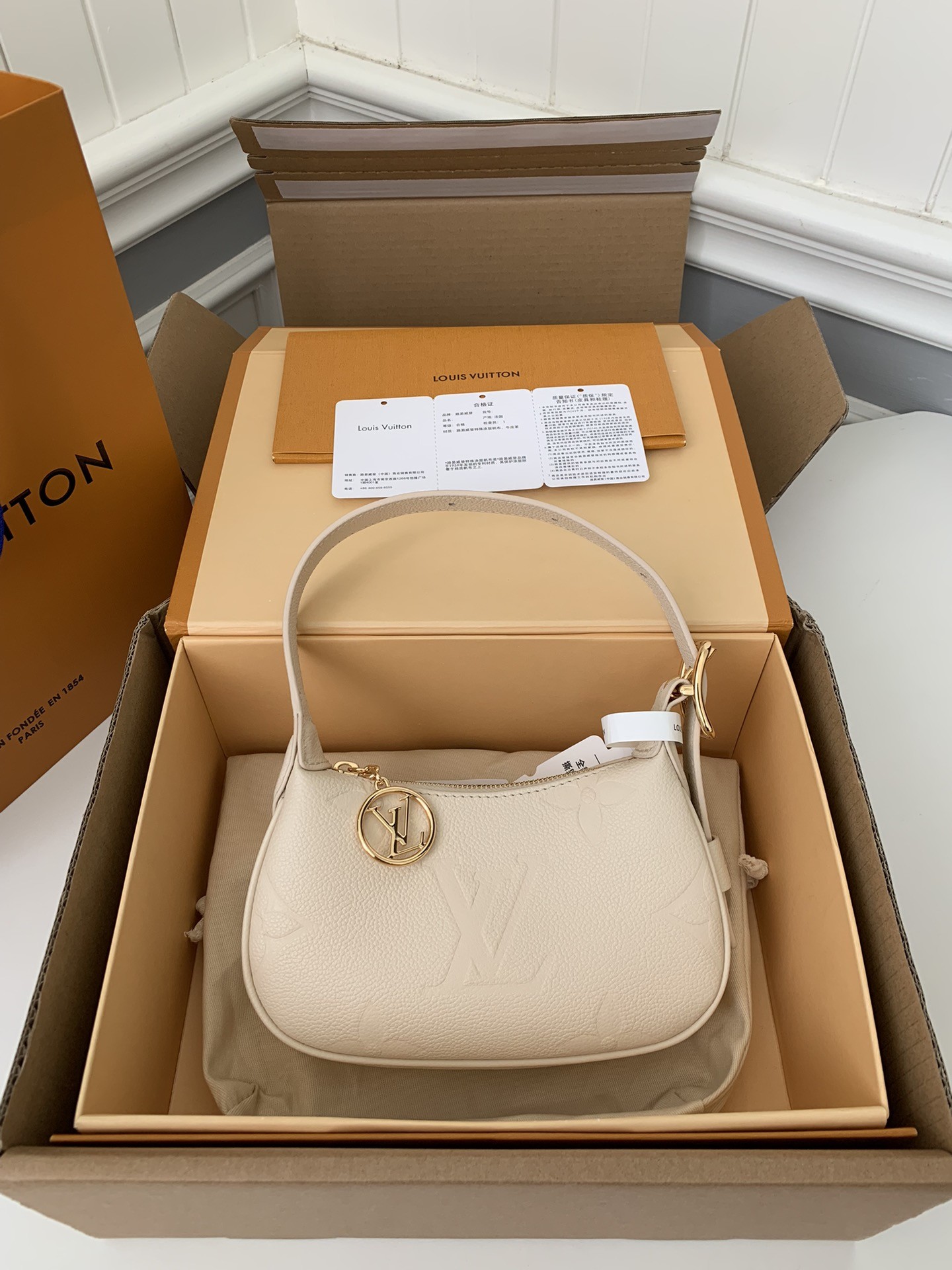 Louis Vuitton 23 New MINI MOON Handbag M82519, Top Quality