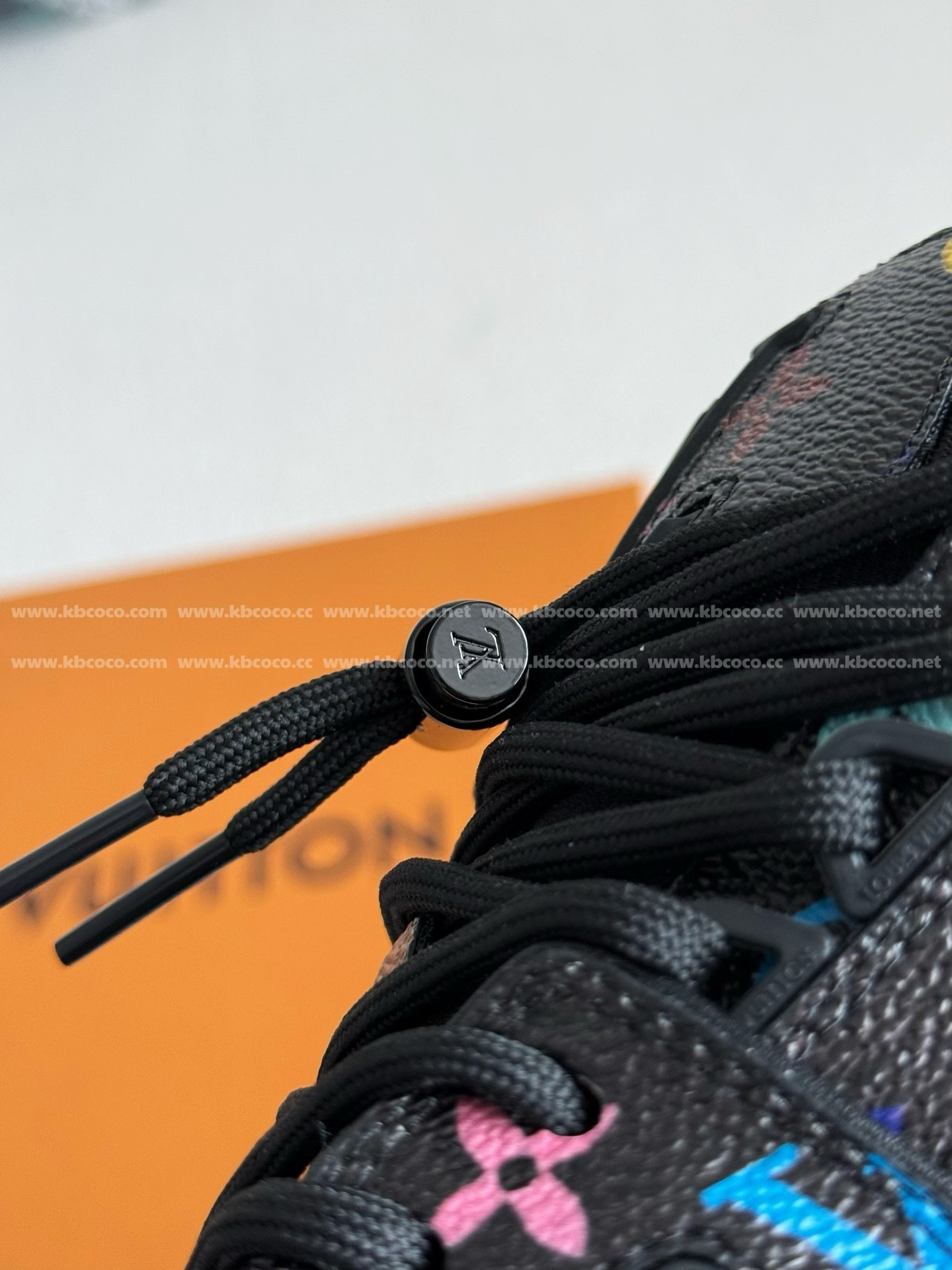 【#5215】 LOUIS VUITTON TRAINER Maxi SNEAKERS