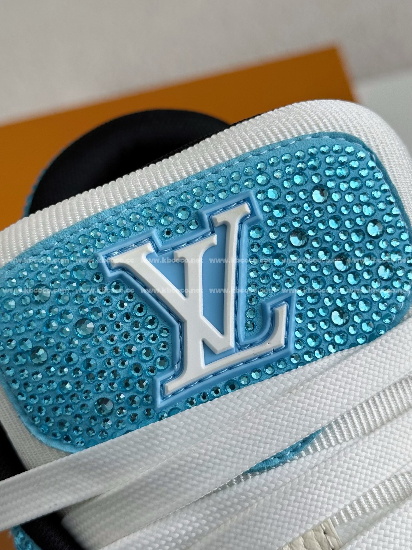 【#4200】 Louis Vuitton Trainers Sneakers