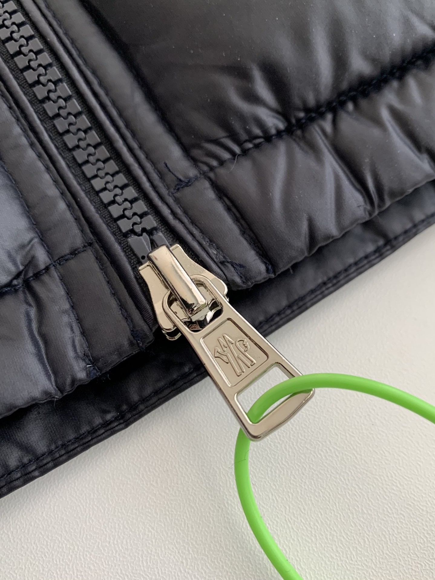 【#3670】Moncler Short men's down jacket