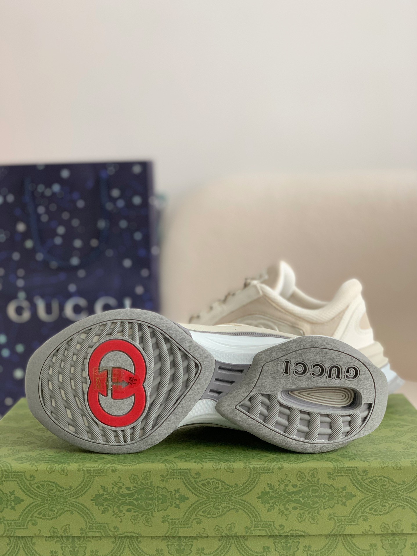 Gucci Retro Clunky Sneaker