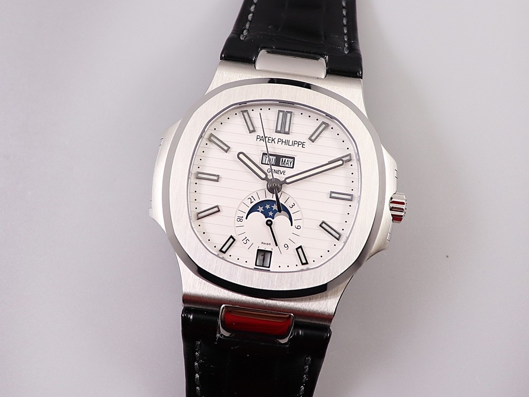 【#2546】 PATEK PHILIPPE 5726 serieswatch