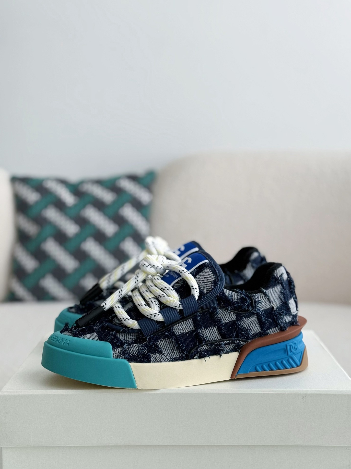 【#3879】Dolce&Gabbana Sneakers