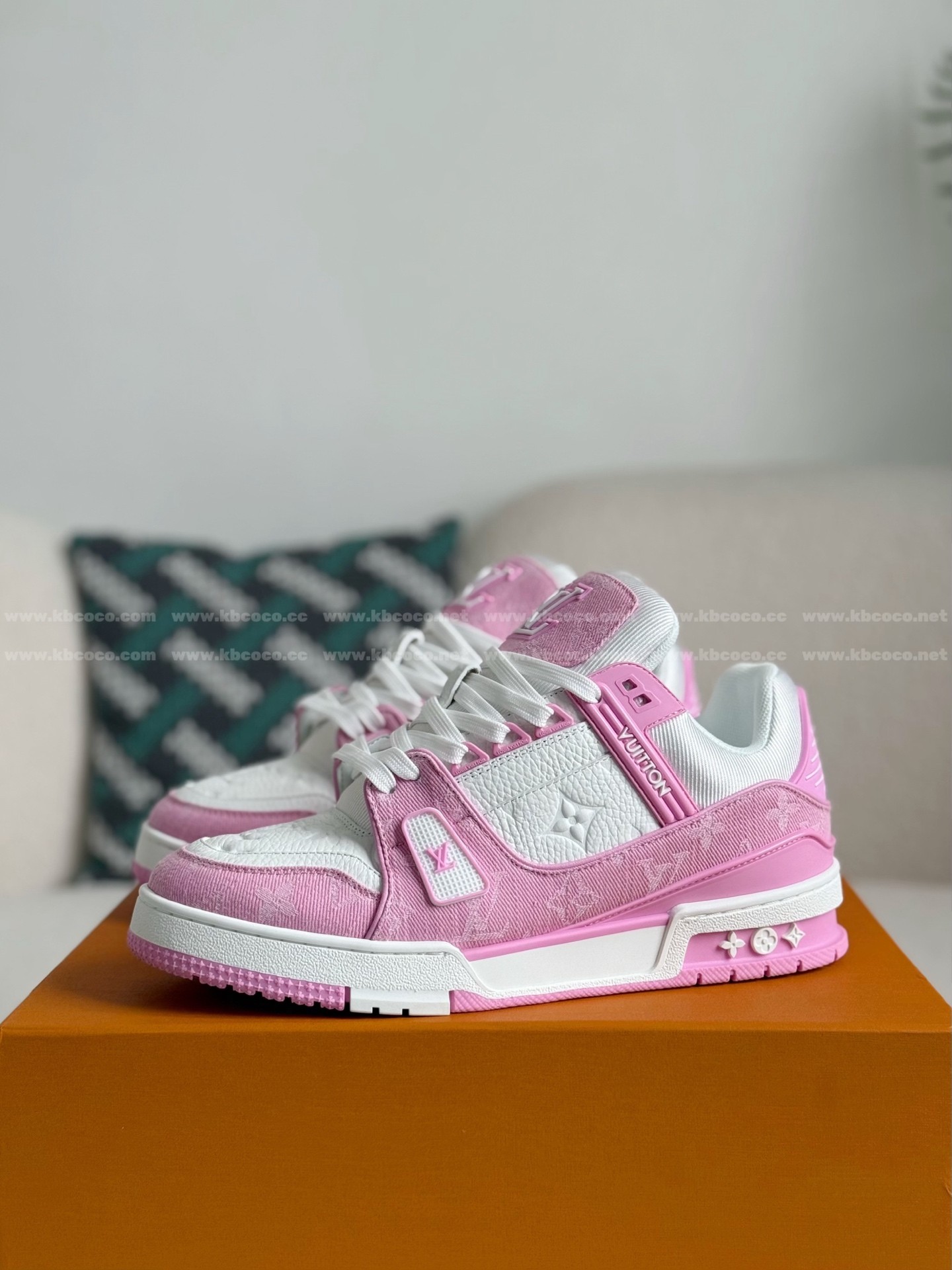 【#5755】 LOUIS VUITTON TRAINER SNEAKERS