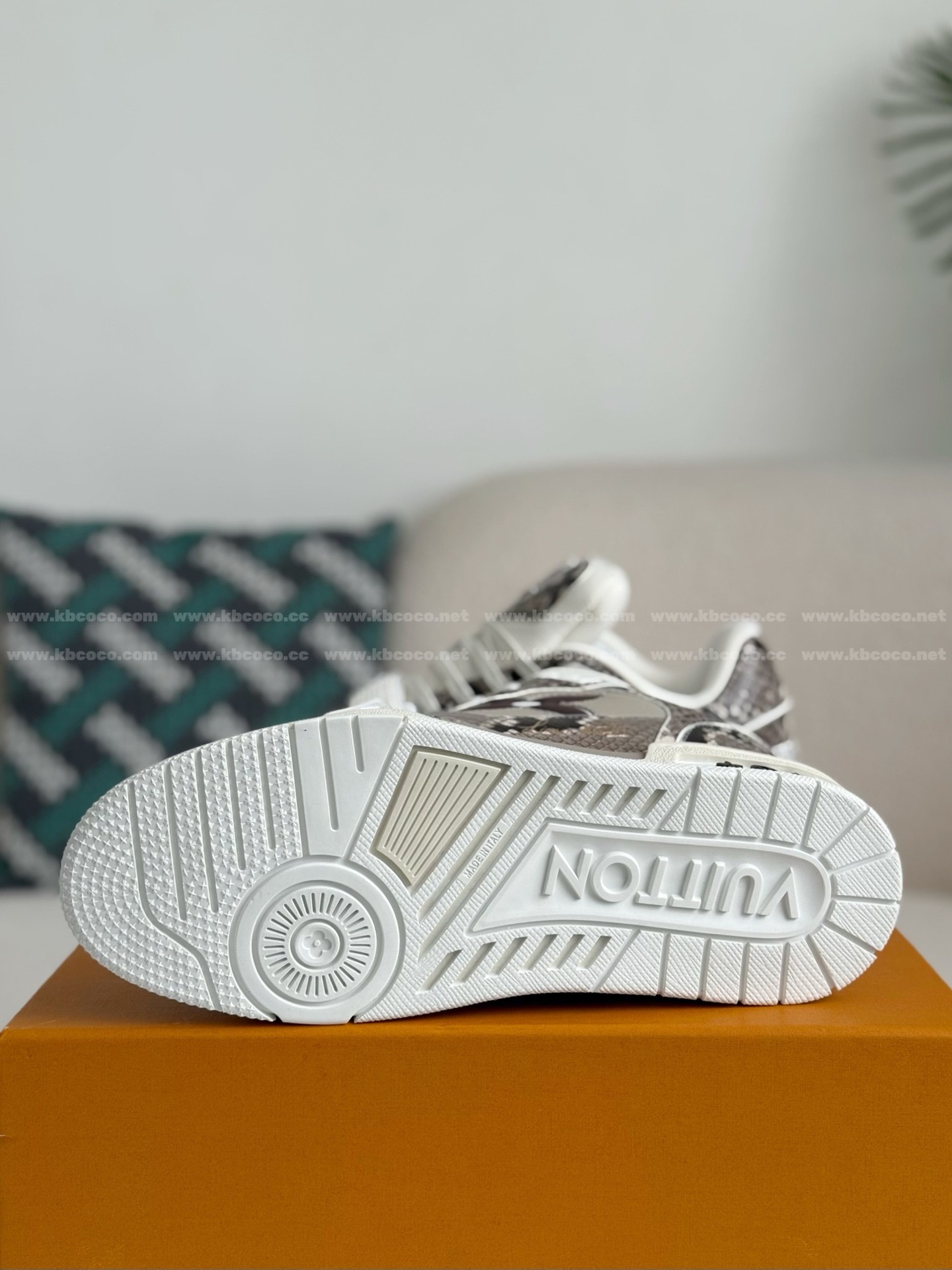 【#5794】 LOUIS VUITTON TRAINER SNEAKERS