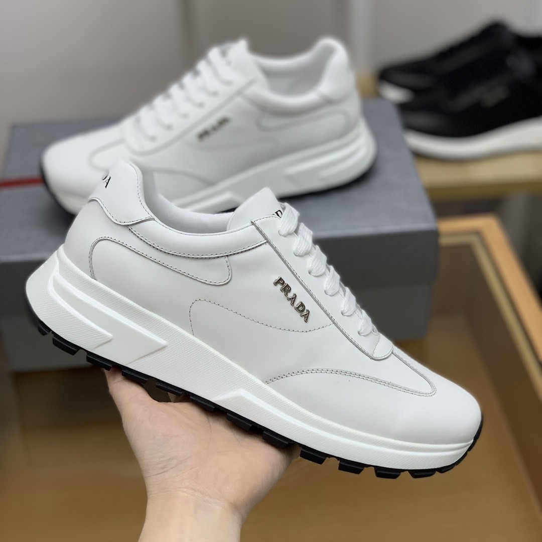 【#621】 Prada Sneakers