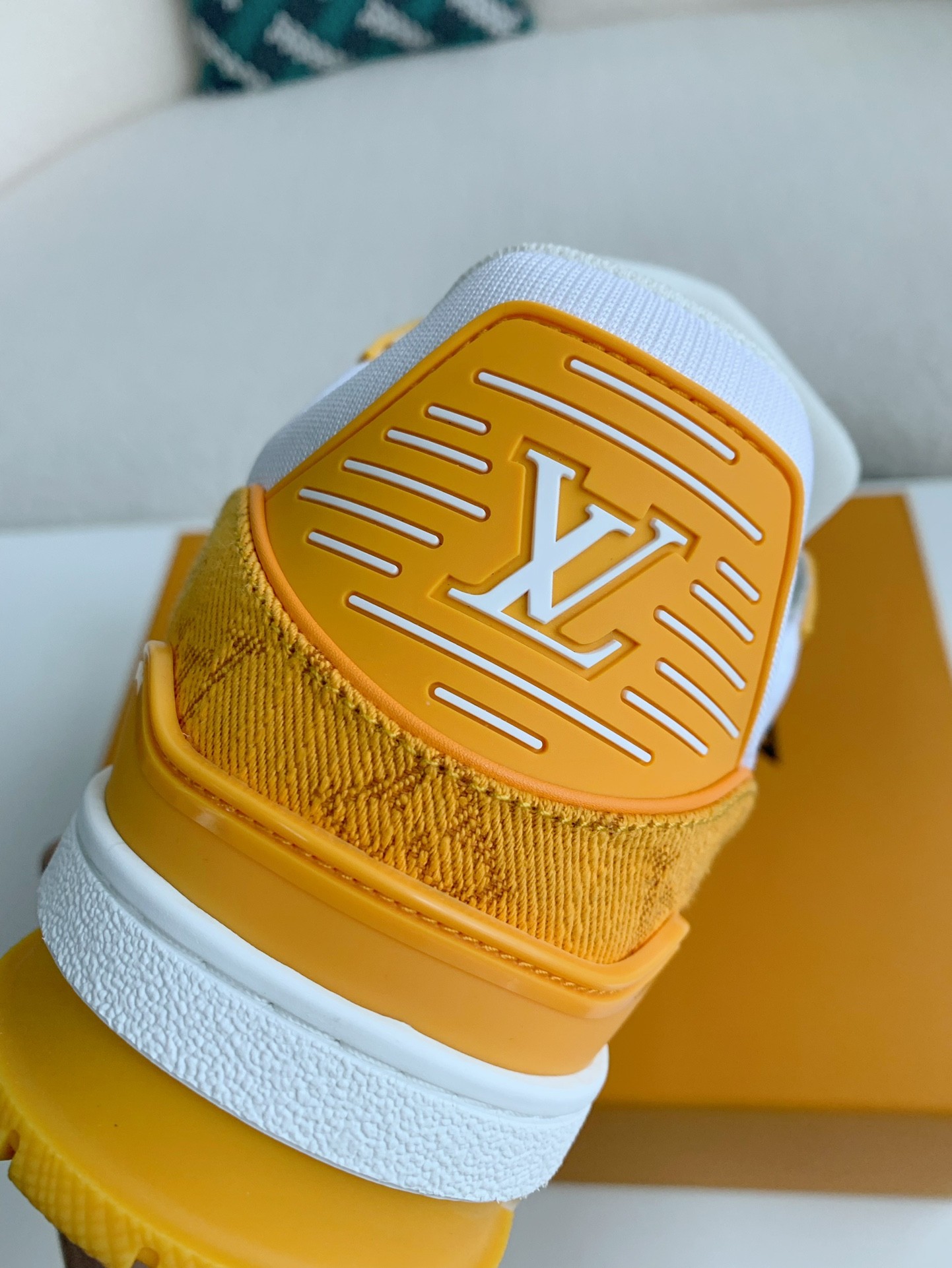 【#313】 LOUIS VUITTON TRAINER 1A8FN8 Sneakers