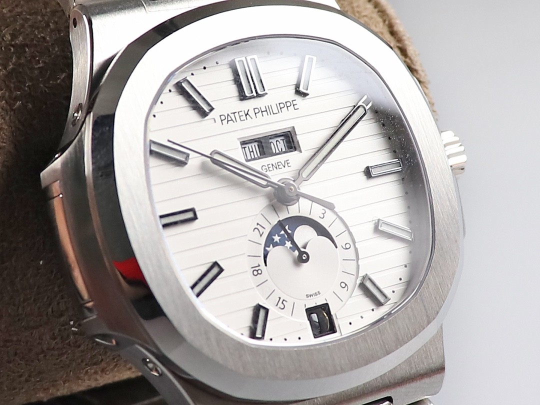 【#2549】PATEK PHILIPPE 5726 serieswatch