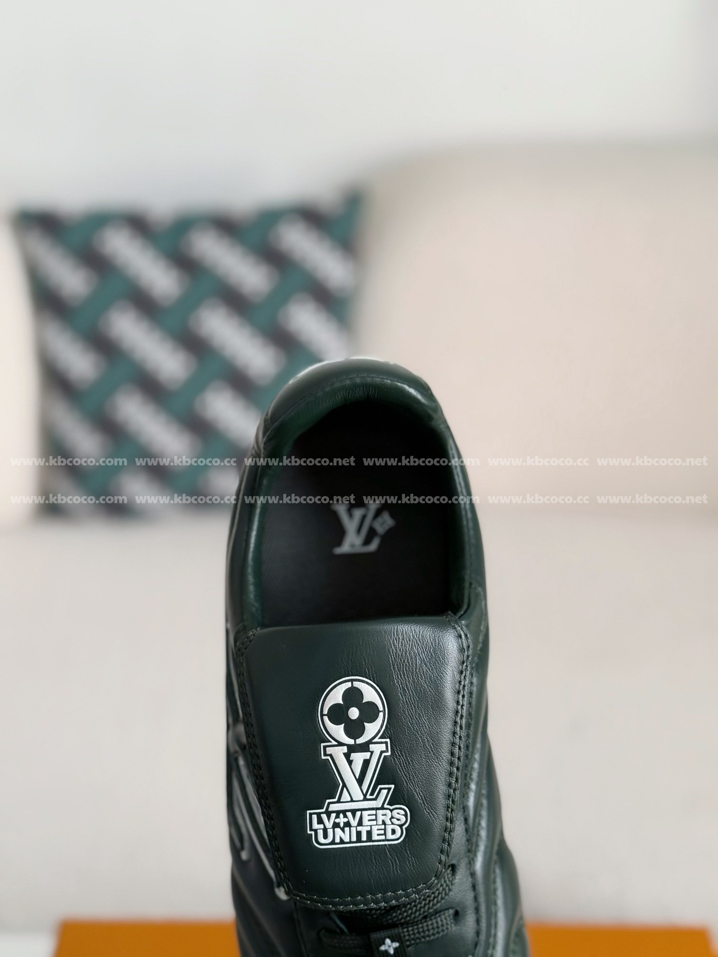 【#4247】LV Footprint Soccer Sneaker