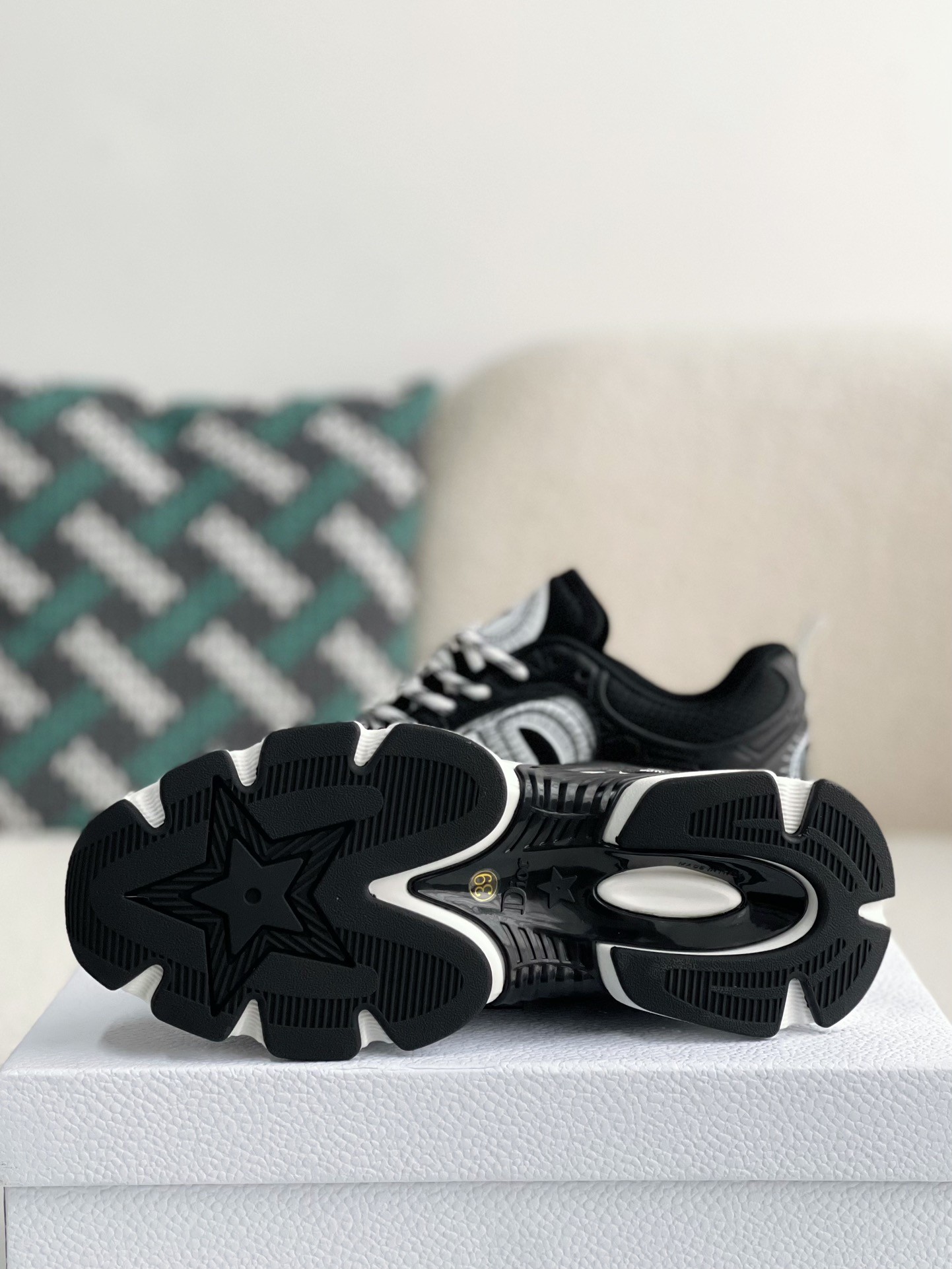 【#3361】 DlOR Running Sneakers