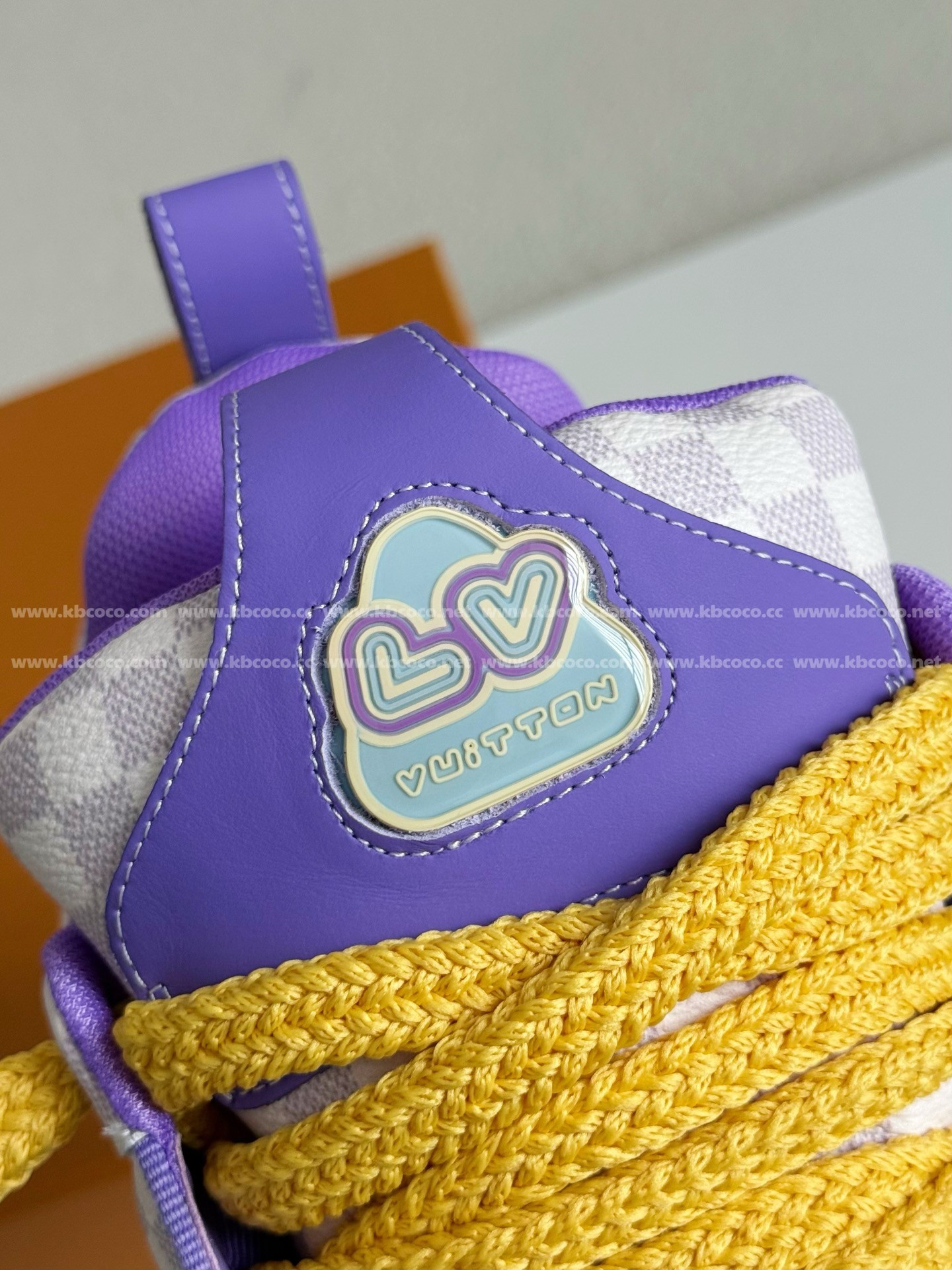 【#5442】 LOUIS VUITTON RUNNER TATIC SNEAKERS