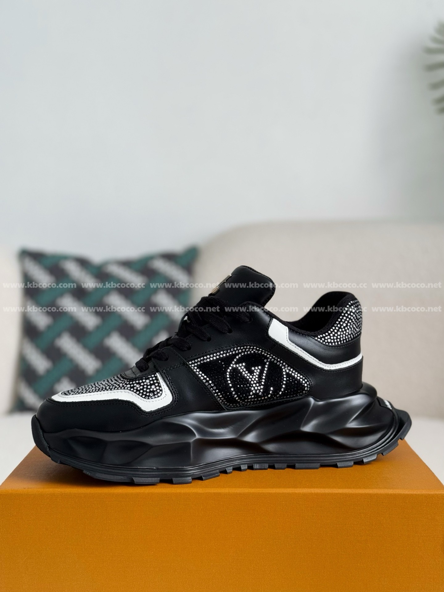 【#5075】 LOUIS VUITTON CASUAL SPORTS SHOES