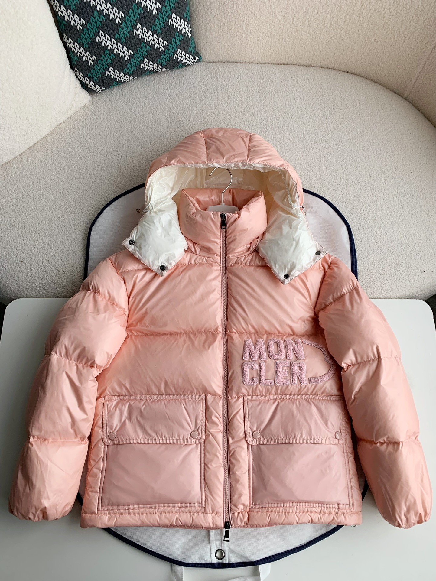【#1683】Moncler Thick down jacket for women-pink