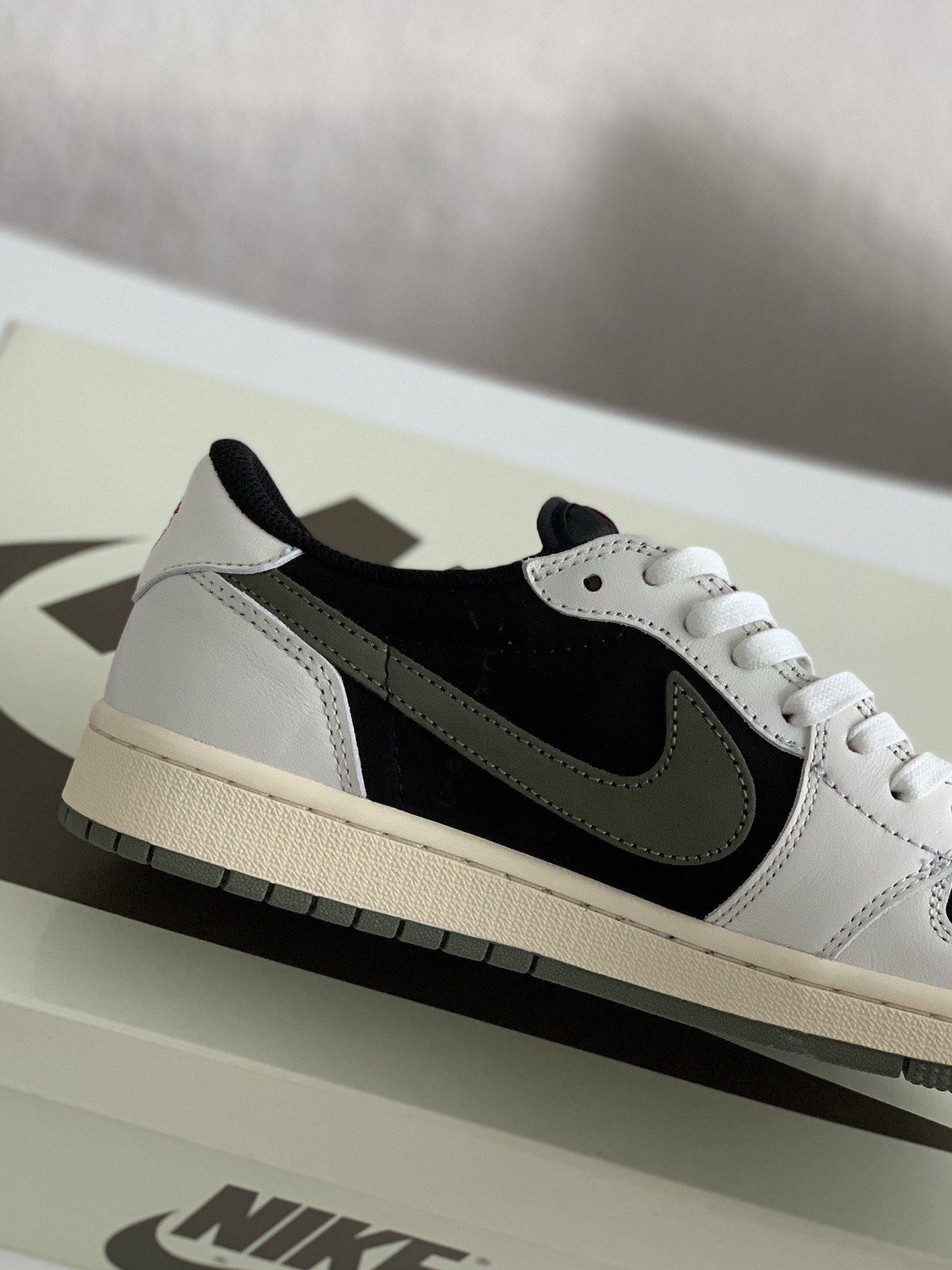 Nike AirJordan1 xTravisScott AJ Low