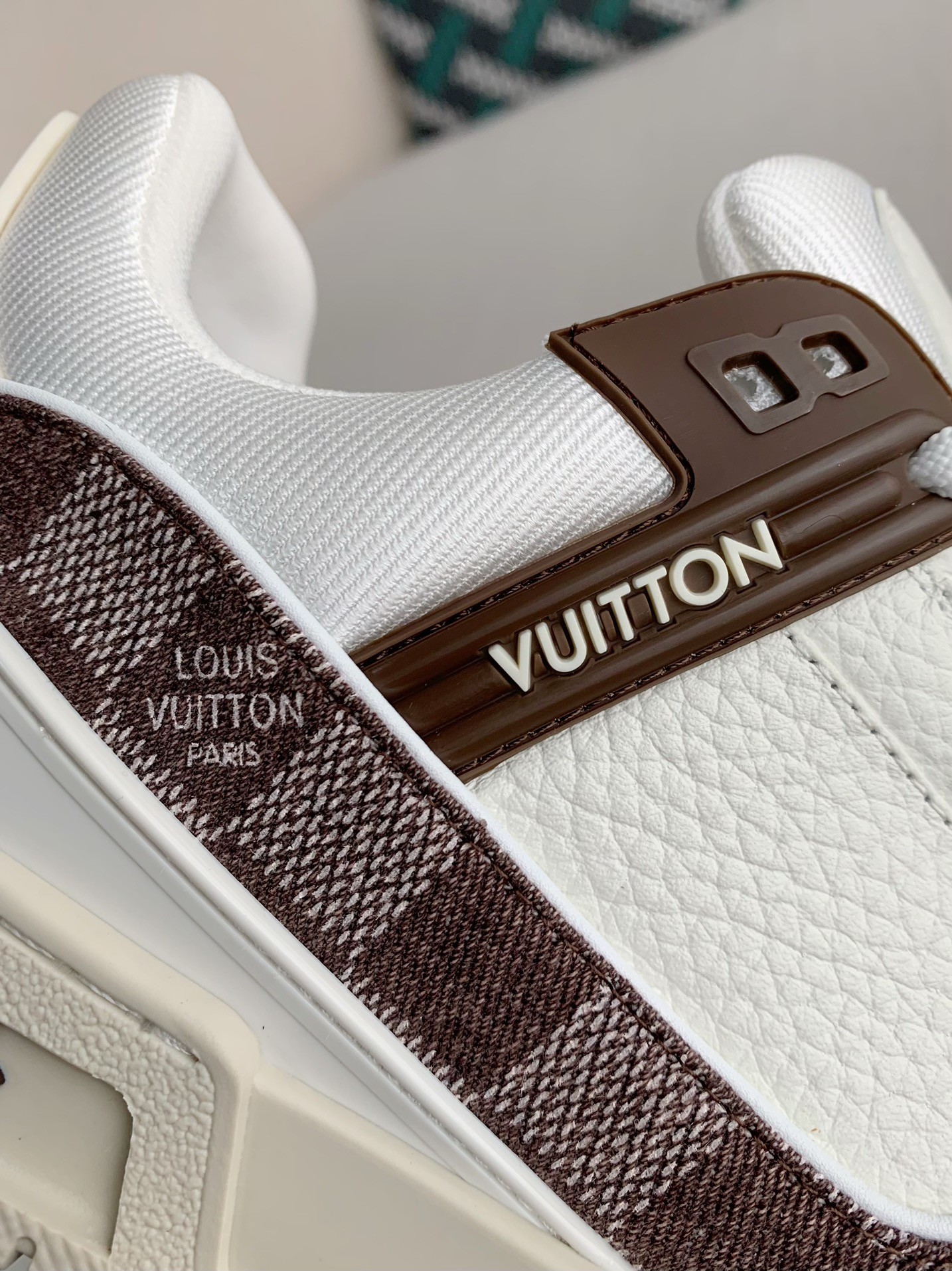 【#3135】LOUIS VUITTON TRAINER SNEAKERS