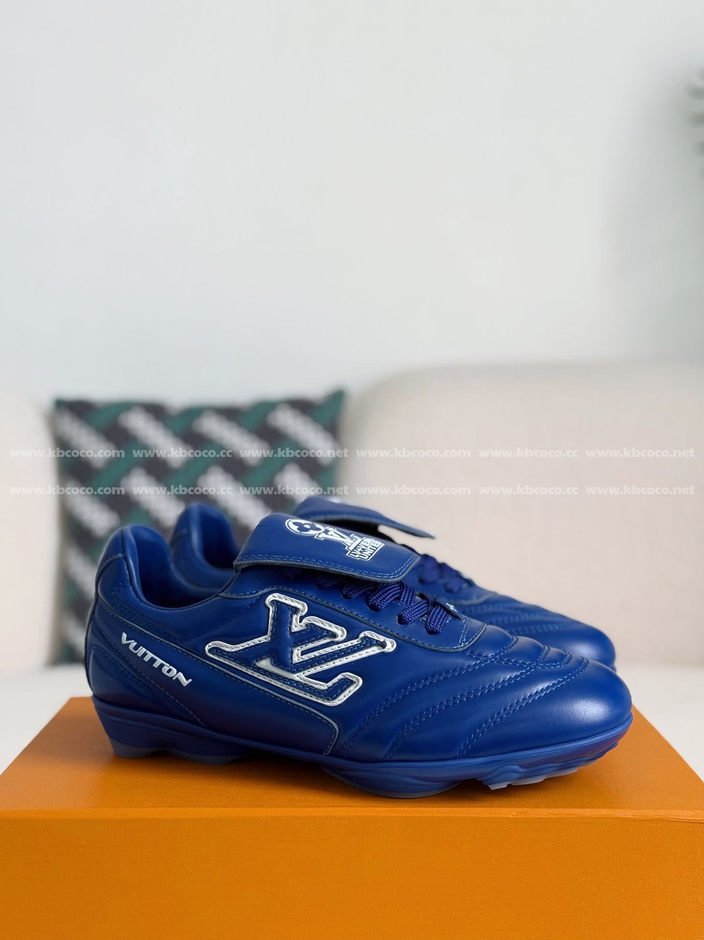 【#4248】LV Footprint Soccer Sneaker